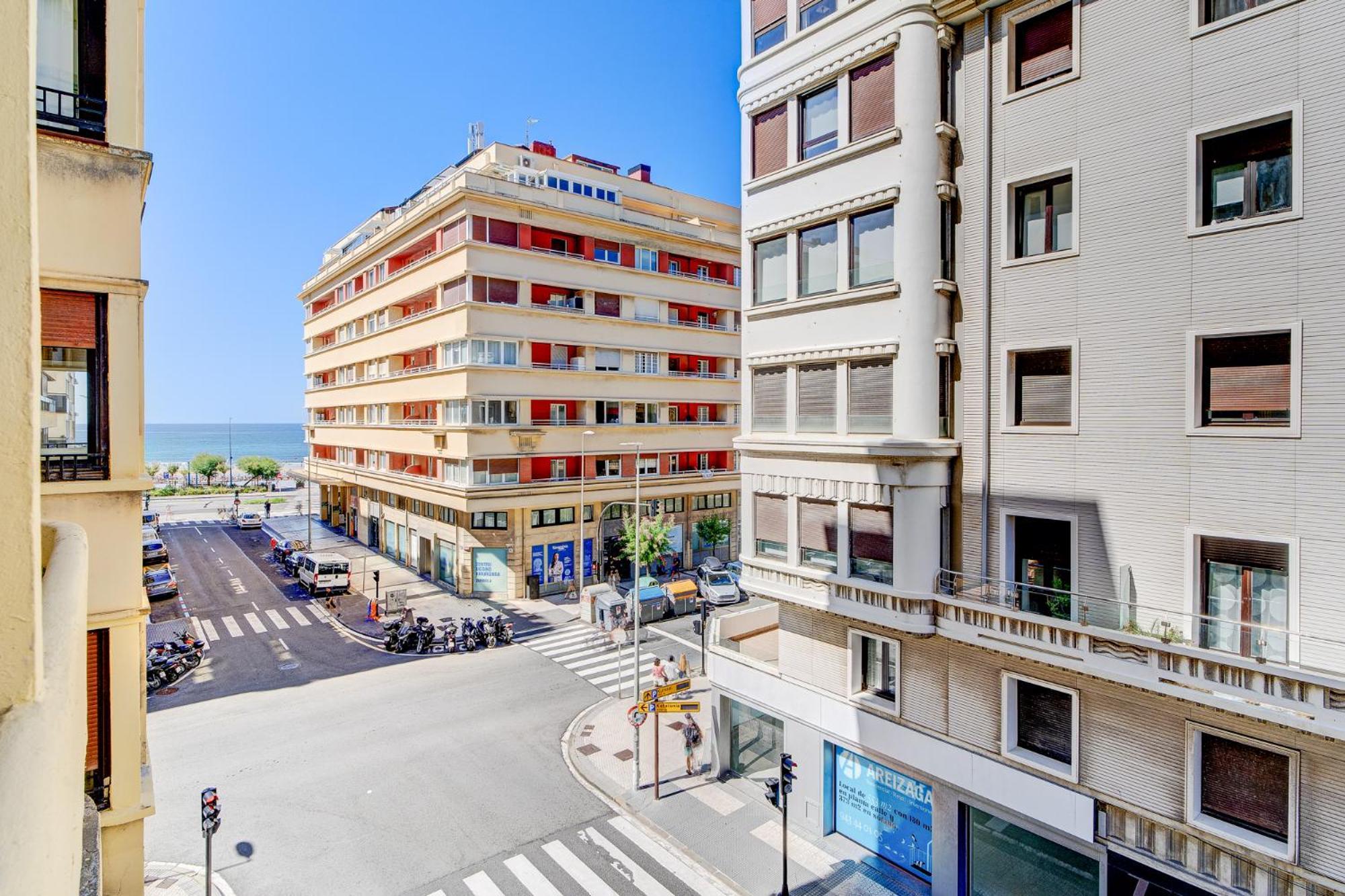 Apartamentos Gran Via By Sanse Holidays 圣塞瓦斯蒂安 外观 照片